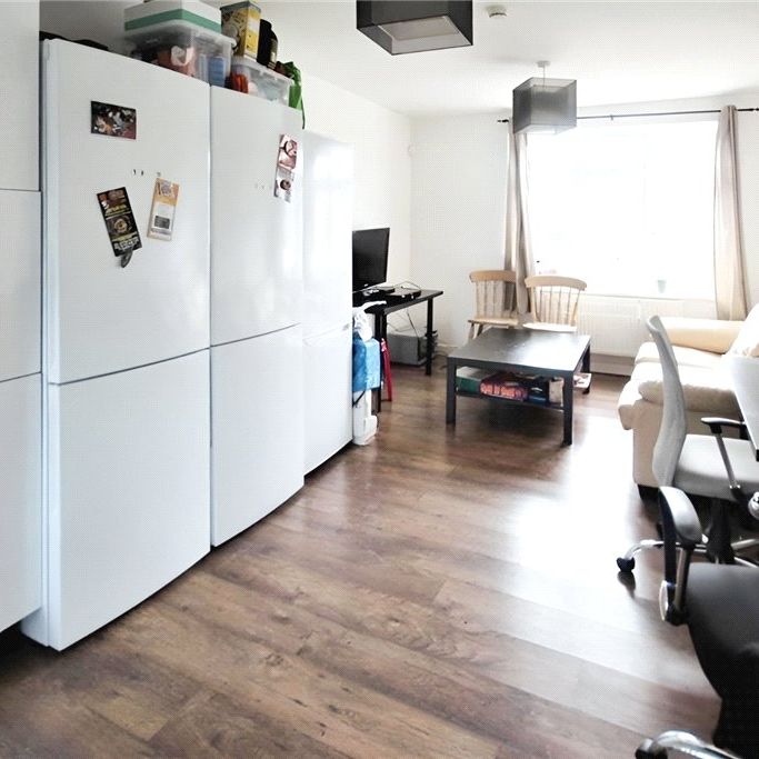 Pooley Green Road, Egham, Surrey, TW20 8AA - Photo 1