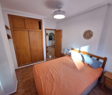 Ref.7458 One Bedroom Apartment with garage in Torrevieja - Photo 2