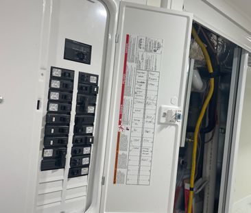 For Lease - 1205 College Street Unit# Apt 1, Toronto, Ontario - Photo 1