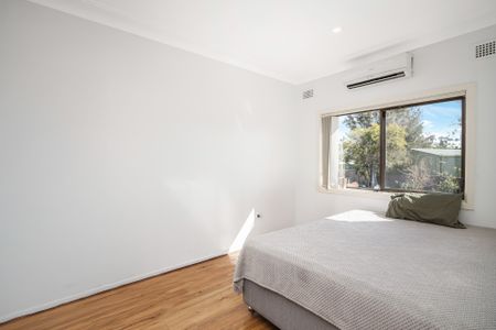 Spacious Comfort with Style and Convenience - Photo 3