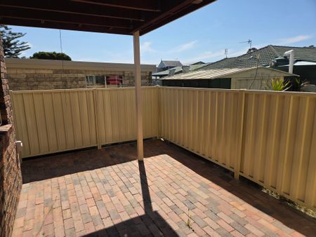 Coastal Lifestyle-2 bedroom Home - Photo 4