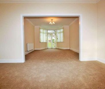 Downage, Hendon, NW4 - Photo 2