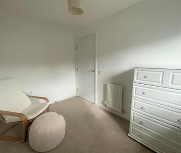 3 bedroom semi-detached house to rent - Photo 4