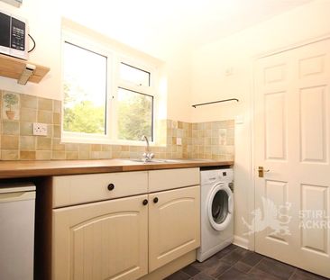 Westdene Meadows, Cranleigh, Surrey, GU6 8UJ - Photo 5