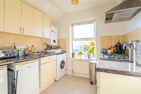 1 bed Flat for rent - Photo 4