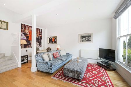 This is a well presented two bedroom mews house, situated on an idyllic cobbled mews. - Photo 5