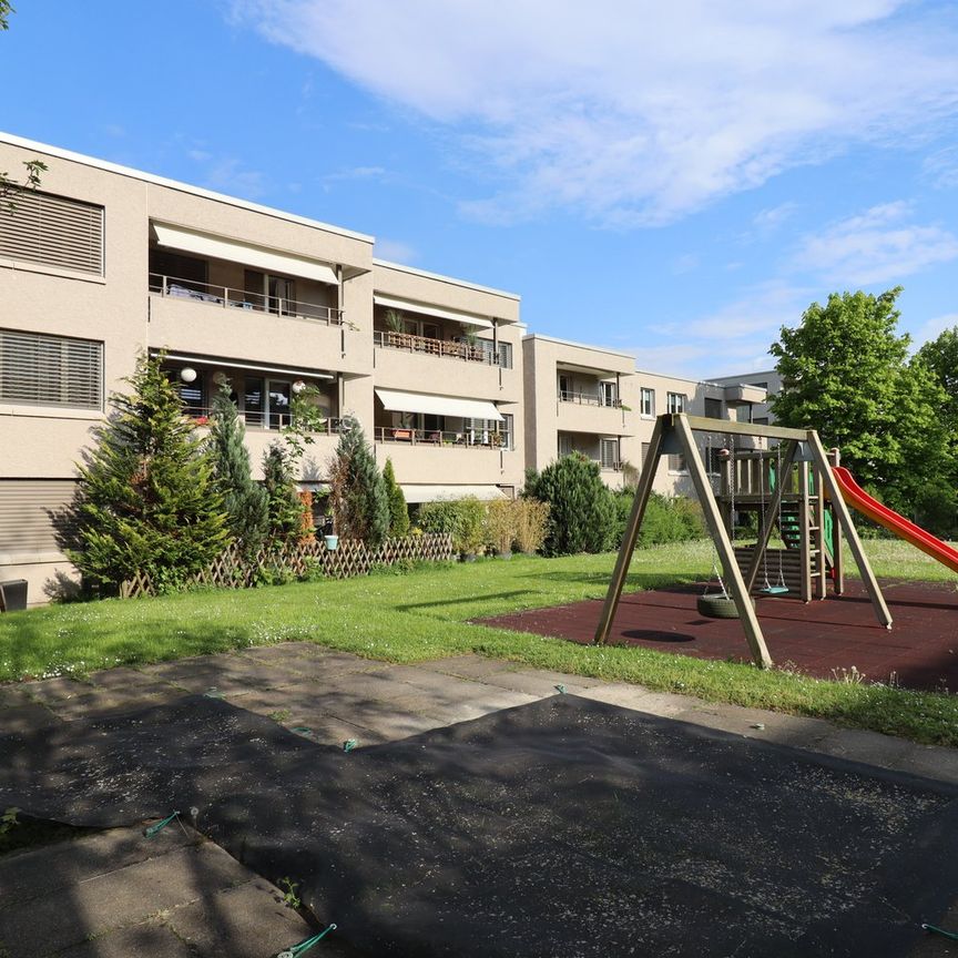 Sonnige 4.5-Zimmer-Wohnung mit Balkon in Arbon - Photo 1