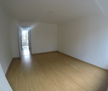 Location Appartement 3 pièces 55m² LA MADELEINE 59110 - Photo 1