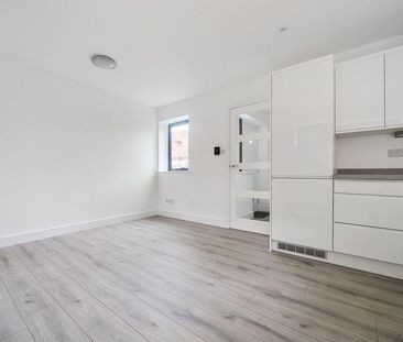 2 bedroom detached house to rent - Photo 6