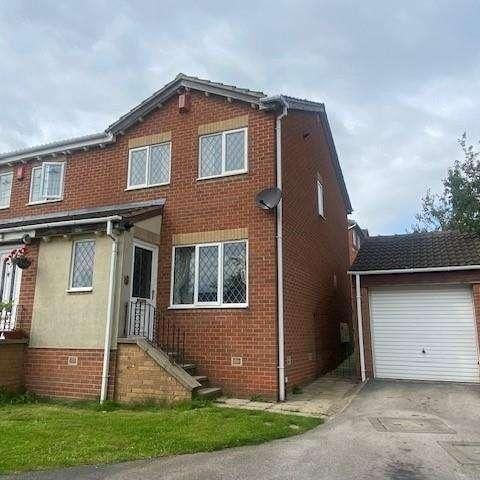 Heatherdale Road, Tingley, WF3 - Photo 1