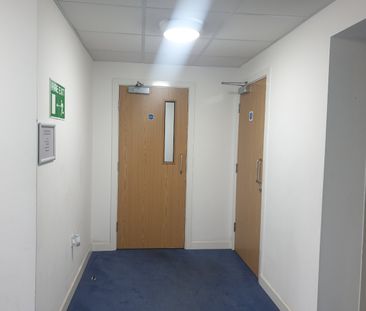 2 Bed Flat, Ivy Graham Close, M40 - Photo 6