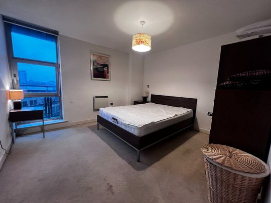 1 Bed Flat, St. George Building, LS1 - Photo 1