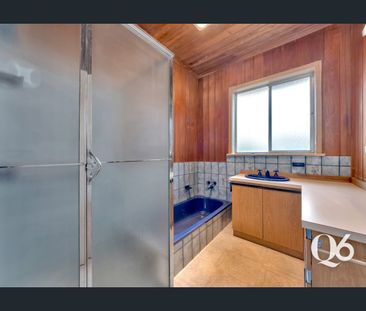 Charming St Albans Family Home Awaits - Photo 6
