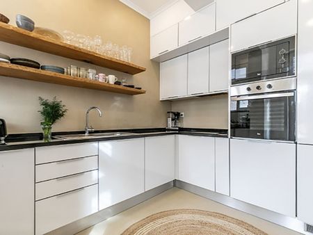 3 room luxury House for rent in Cascais e Estoril, Portugal - Photo 2