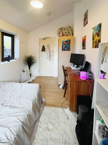 7 bedroom semi-detached house to rent - Photo 3