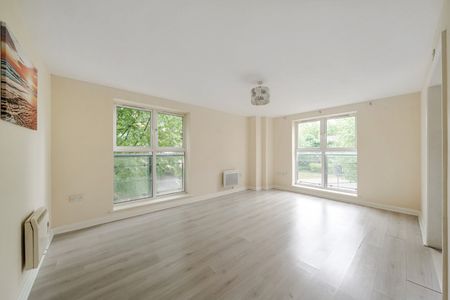 Royal Quarter, Seven Kings Way, Kingston upon Thames, KT2 - Photo 3