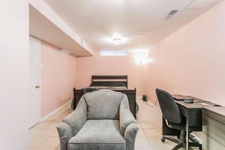 For Lease - 49 Nantucket Drive Unit# Basement, Richmond Hill, Ontario - Photo 3