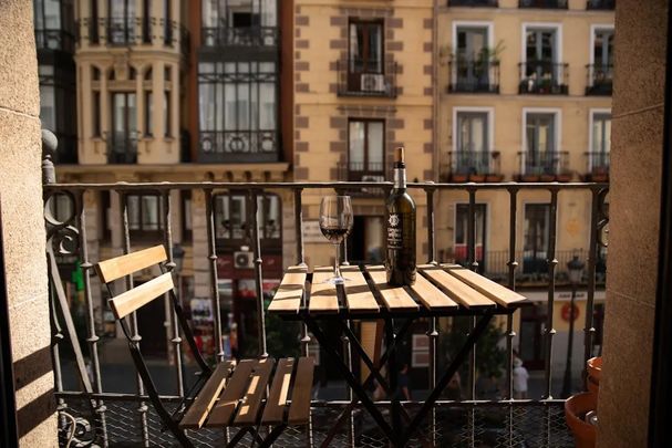 Calle Mayor, Madrid, Community of Madrid 28013 - Photo 1