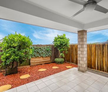 Modern 3 Bedroom Home - Photo 4