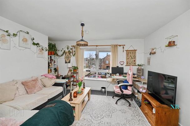 3 Apsley Street, Belfast, BT7 1BL - Photo 1