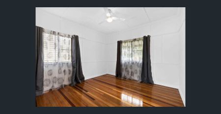 Cosy & Convenient Two-Bedroom Home - Photo 2