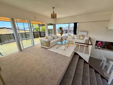 Renovated Charming 3-Bd +1-Bd Granny Flat-Westlake - Photo 3