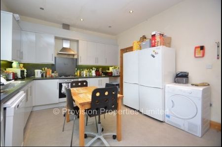 6 bedroom houses Leeds University Students - Photo 4