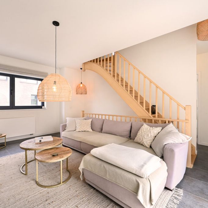 Mooi gemeubelde BEN woning in Regattawijk op Linkeroever - Photo 1