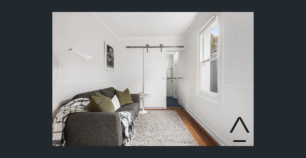 Sophisticated home in cul de sac - Photo 1