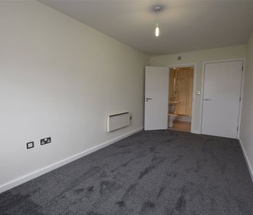 Nayland Court, Market Place, Romford, RM1 - Photo 2