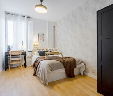 Room in a shared 8-bedroom apartment for rent in Ríos Rosas, perfect for professionals and students - Foto 6