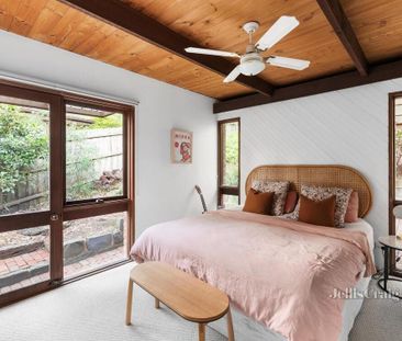 Hurstbridge - Photo 3