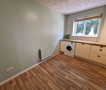 Woodpecker Way, East Hunsbury, Northampton, NN4 - Photo 6