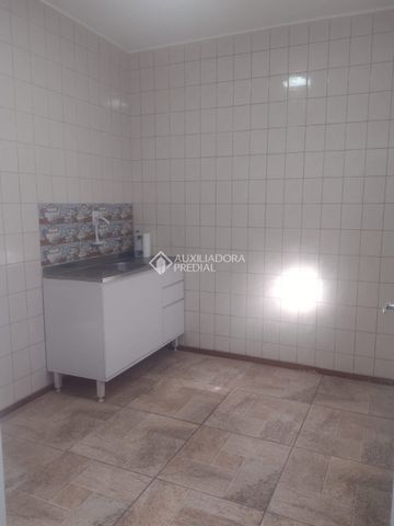 Apartamento com 2 quartos e 51m² para alugar em Rio Branco, Porto Alegre. - Photo 2