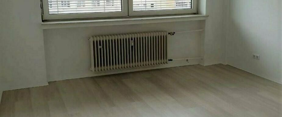 Helle 1,5-Zimmer Wohnung in Hofkamp 24, Wuppertal-Elberfeld! - Foto 1