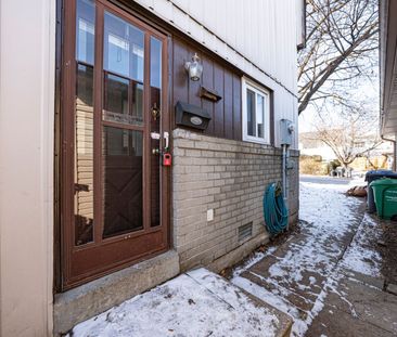 For Lease - 22 Hazelglen Court, Brampton, Ontario - Photo 3