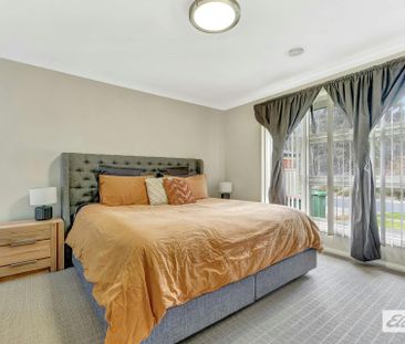 Comfortable Family Home in Whitebox Rise - Photo 6