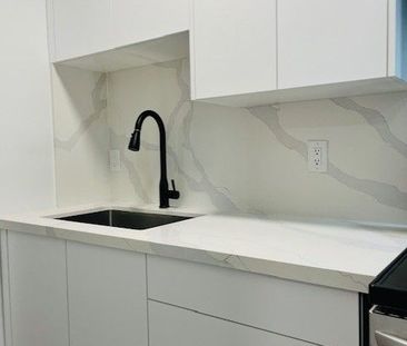 For Lease - 2961 Lakeshore Boulevard Unit# 4, Toronto, Ontario - Photo 2