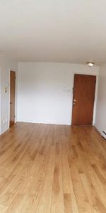 2 CH - 1 SDB - Québec - $1,165 /mo - Photo 3