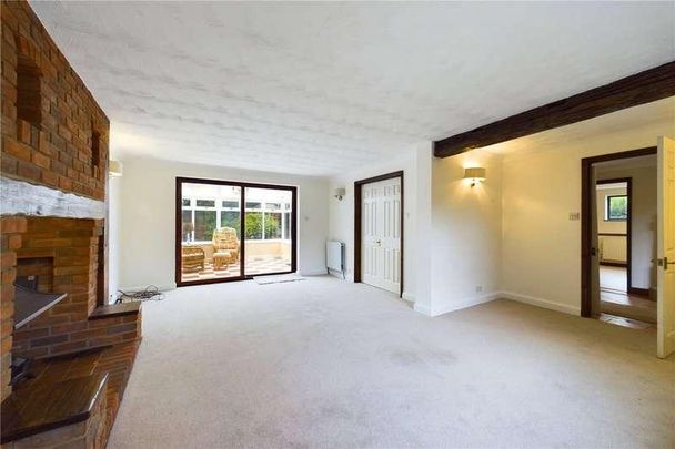 Springfield Road, Pamber Heath, Tadley, Hampshire, RG26 - Photo 1