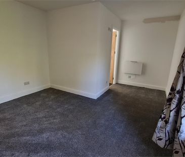 Flat 11, Whitehall, Coppingford Road, Sawtry, Huntingdon - Photo 5