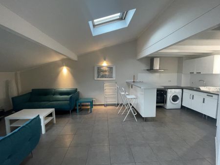 Location Appartement 3 pièces Meublé 63m² PESSAC 33600 - Photo 2