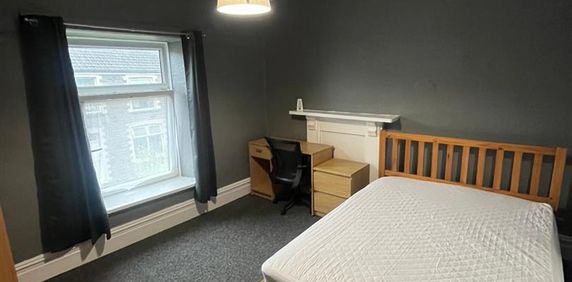 Room For Rent Wood Road, Treforest - Photo 2