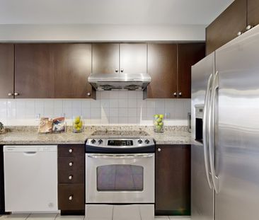 For Lease - 287 Penndutch Circle, Whitchurch-Stouffville, Ontario - Photo 5