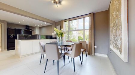 3 bedroom flat to rent - Photo 4