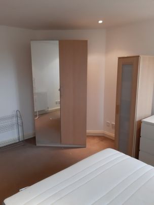 2 Bed Flat, Cavalry Park Drive, EH15 - Photo 1