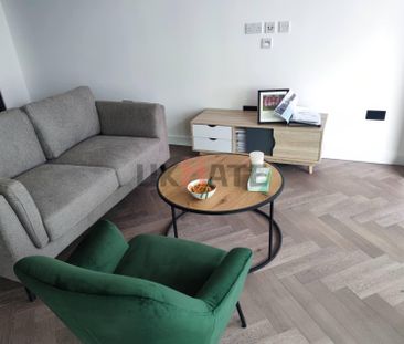 London Dock 2 Room 1 - Photo 3