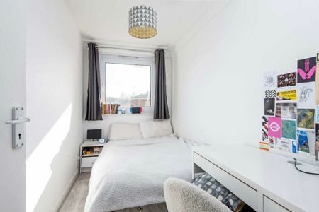 British Street, Mile End, E3 - Photo 2