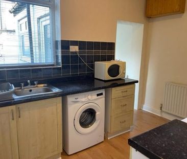 2 bedroom House To Let - Photo 5