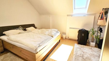 MITTEN IN DER ALTSTADT: gepflegte DG-Maisonette mit großer Dachterrasse - Foto 3